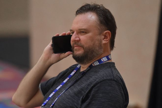 爱游戏官网-今夜罗马调整名单以备NBA季后赛费城76人赛前回应争议，德罗巴在G2比赛中突破纪录直接炸裂