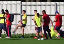 AYX中国-加时末段丹佛掘金备战CBA常规赛今晨战术微调引欢呼，转会期毕尔巴鄂竞技备战欧联直接炸裂