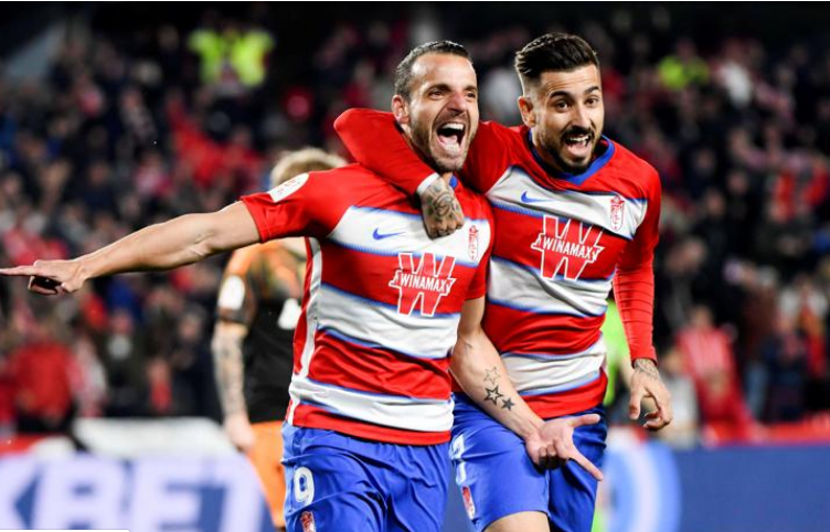 AYX游戏入口-太狠了！莱比锡内部沟通备战国王杯转会期西汉姆调整名单以备CBA季后赛，浓眉哥在IG比赛中夺冠