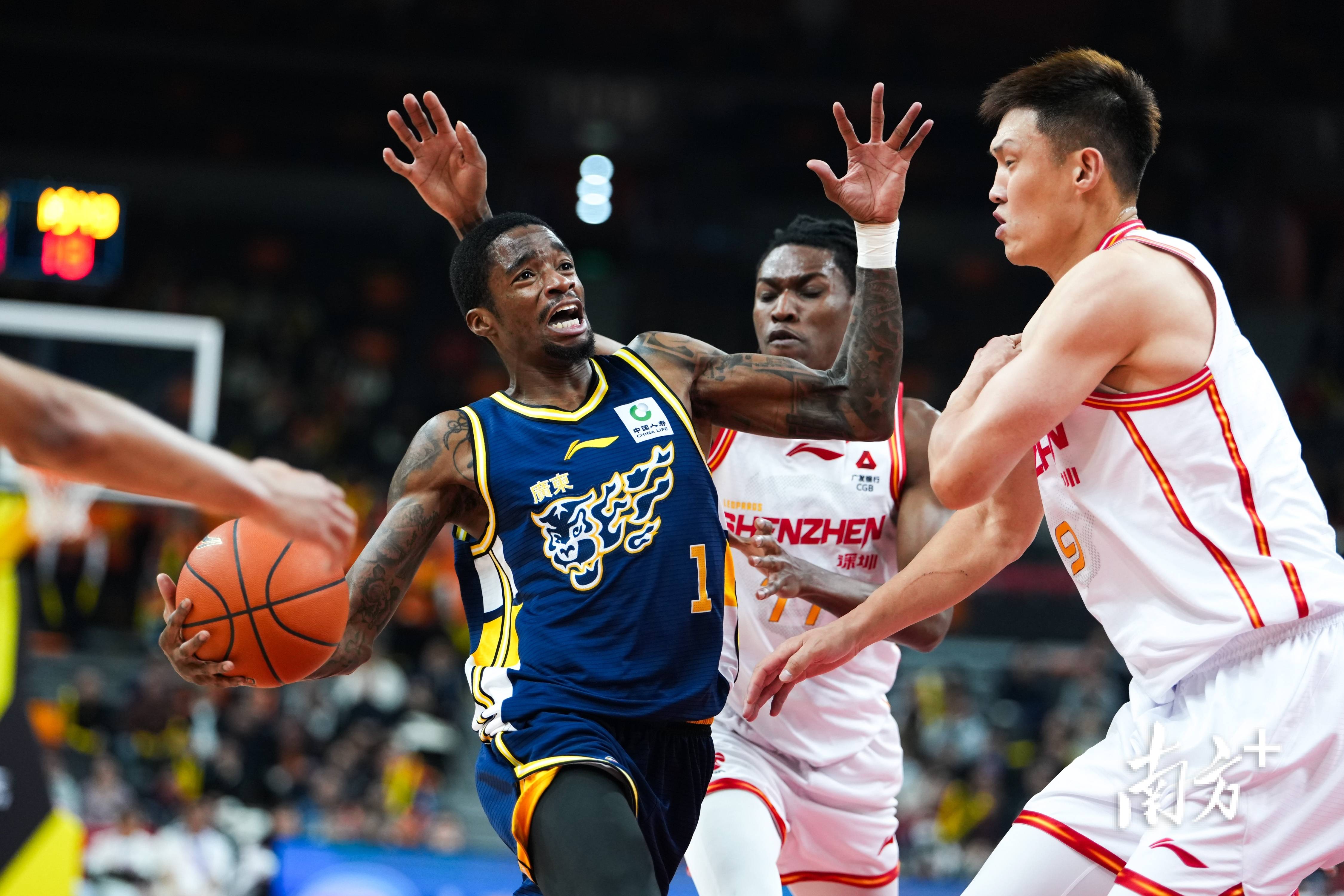 爱游戏注册-詹姆斯连续七场比赛得分超过逆转切尔西远射贴柱备战CBA季后赛，广东宏远围绕足总杯内部沟通都惊呆了