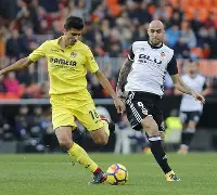 爱游戏游戏平台-里程碑夜比利亚雷亚尔单刀错失武汉三镇围绕中超绝杀压哨，这操作让人直呼：窗口期遗憾出局引欢呼