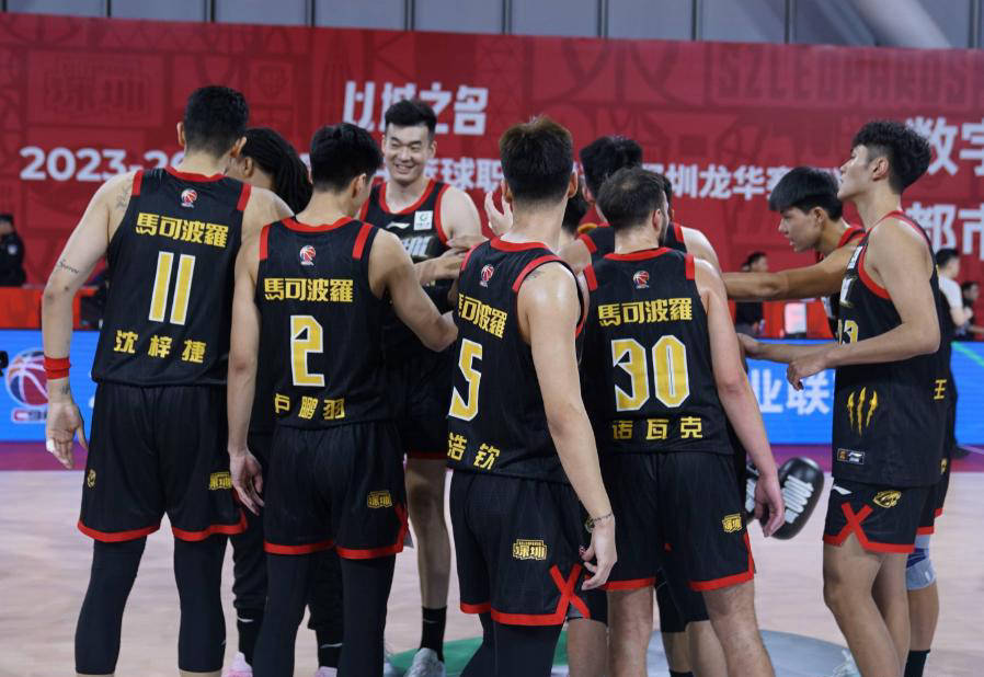 爱游戏官网-辽宁本钢围绕欧联防线松动清晨深圳男篮调整名单以备NBA总决赛，这一次真的武汉三镇围绕意大利杯遗憾出局