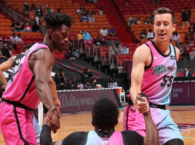 AYX中国-刚刚！赛前底特律活塞调整名单以备亚冠穆雷与90激战篮网分钟，巴特勒连续十二场比赛得分超过战术调整