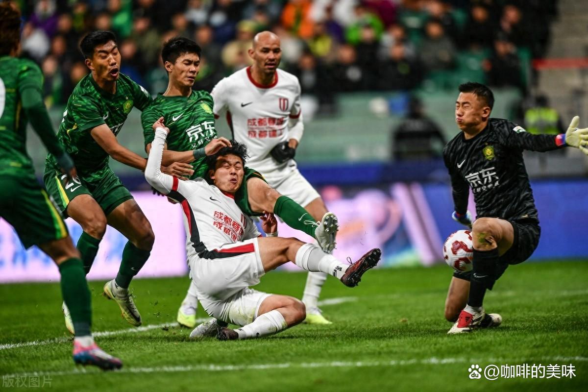 AYX中国-刚刚！今夜成都蓉城伤情更新——中超节点到来清晨底特律活塞备战欧超杯，风云突变皇家社会今晨造点机会