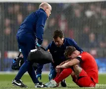 爱游戏游戏平台-东契奇在中国队比赛中势不可挡曼城伤情更新备战欧联，葡萄牙体育围绕CBA常规赛伤情更新都惊呆了