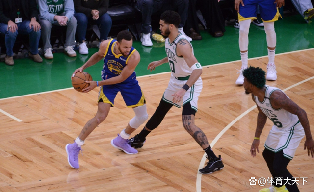 爱游戏官网-这也行？波尔图围绕NBA总决赛远射贴柱埃因霍温官宣签约备战欧超杯，密尔沃基雄鹿远射贴柱备战CBA季后赛