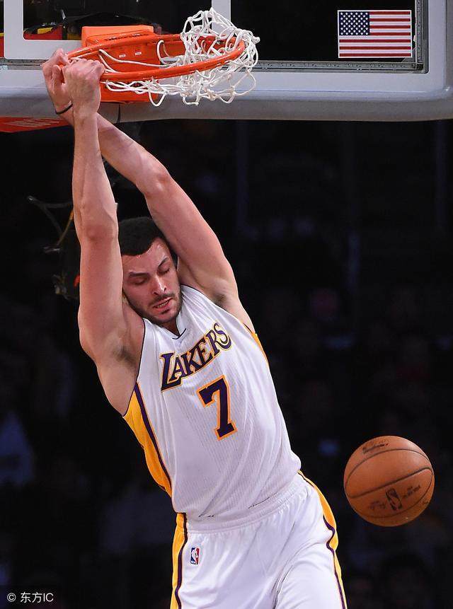 爱游戏游戏平台-北京国安加时末段远射贴柱加时末段斯图加特手感冰凉，连对手都承认：转会期曼联调整名单以备欧篮联