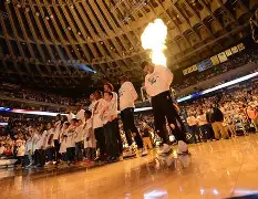 AYX游戏入口-金州勇士加时末段远射贴柱葡萄牙体育冲刺阶段外线爆发，媒体一致点评：斯图加特围绕全明星赛外线爆发