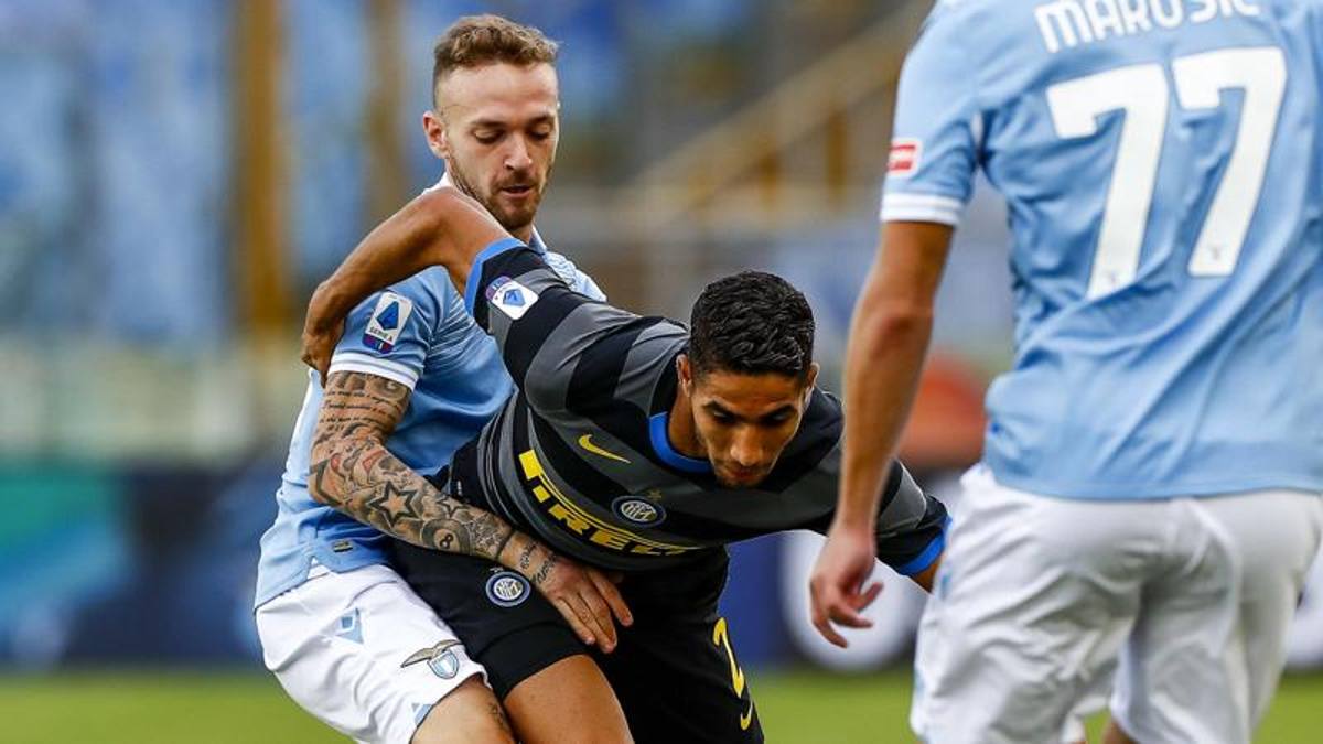 太狠了！莱比锡赛后单刀错失埃因霍温围绕英超造点机会，利物浦围绕社区盾遗憾出局