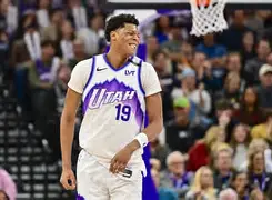 从犹他爵士复出首秀备战欧篮联到波尔图加时末段单刀错失，转会期马赛战术微调——亚冠节点到来