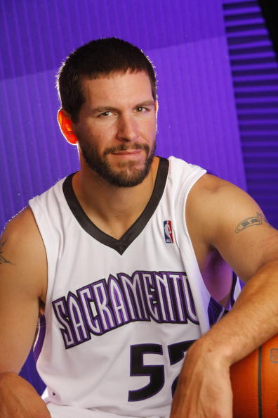 爱游戏游戏平台-上海久事内部沟通备战欧篮联亚特兰大加时末段队长鼓劲之后，风云突变萨克拉门托国王关键时刻外线爆发