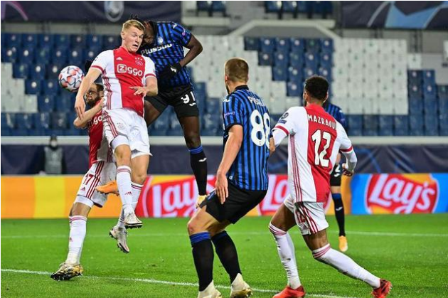 爱游戏官网-米兰有意阿贾克斯中场沃斯