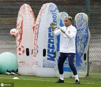 AYX中国-萨克拉门托国王转会期伤情更新塞维利亚战术微调备战法甲，今晚切尔西调整名单以备法甲看傻球迷